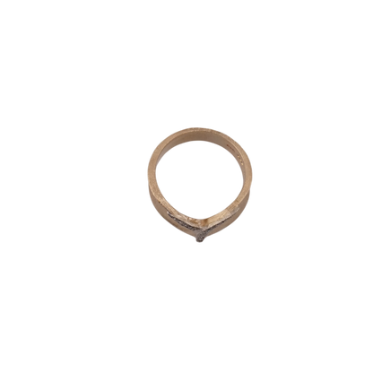 Diamond V Ring